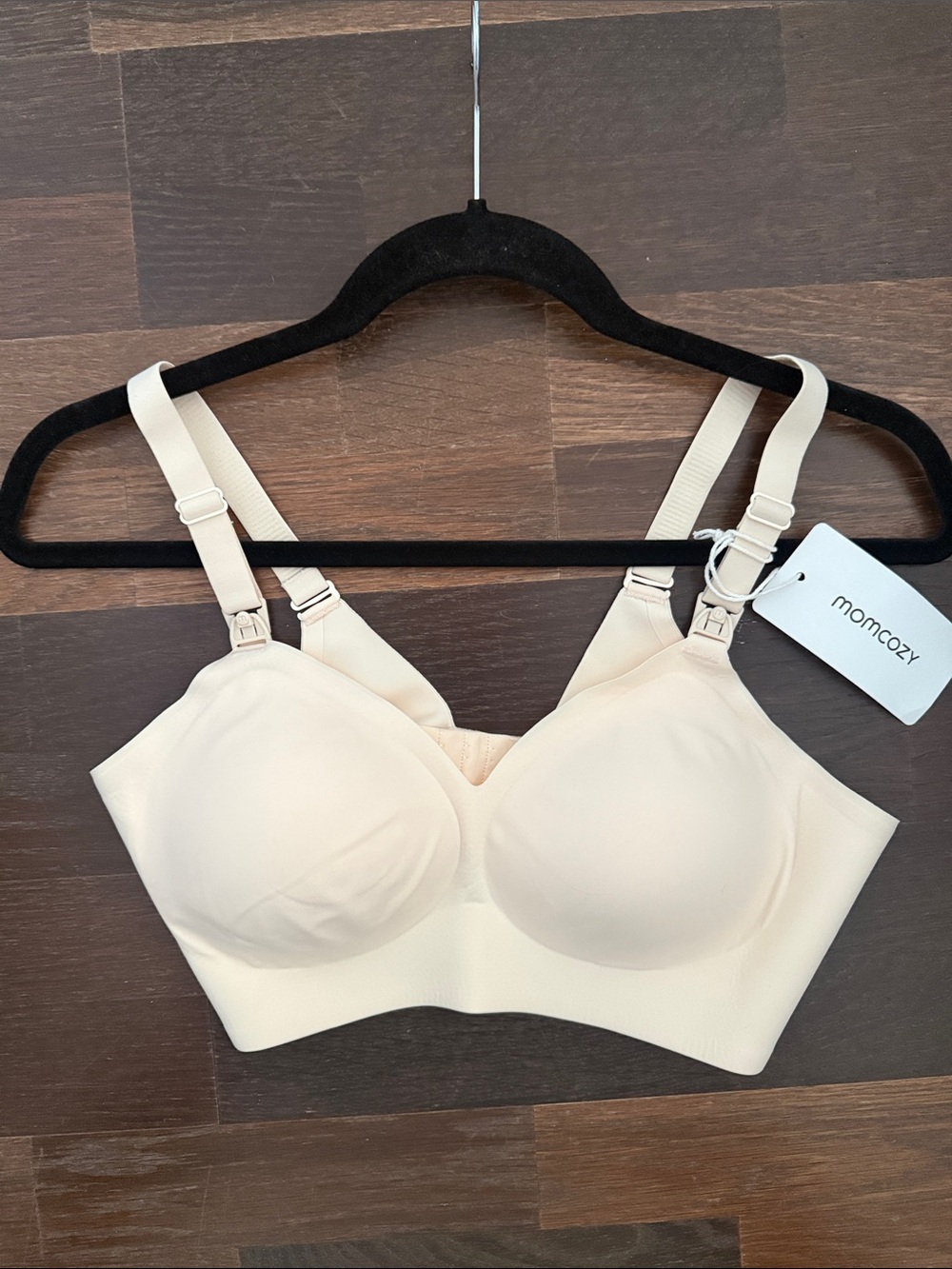 Momcozy Seamless Nursing Bra - Cream/nude NWT